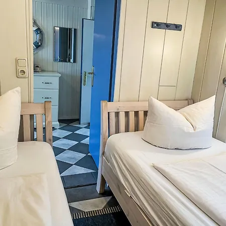 Holiday home Kleines Glueck By Interhome *